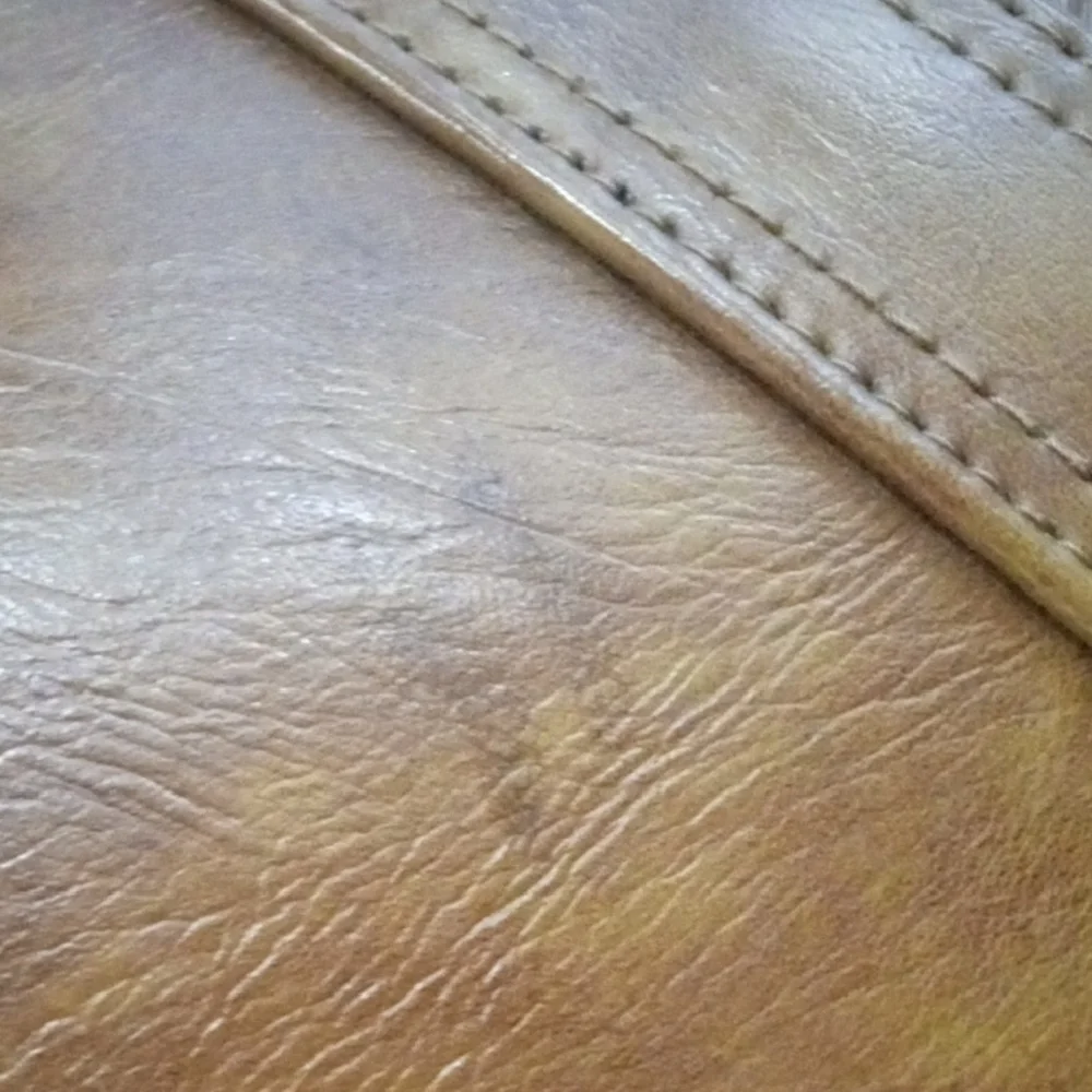 Vintage Airway Industries Inc Vegan Leather Travel Bag